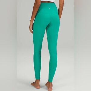 Lululemon Align High-Rise Pant 28"
Maldives Green